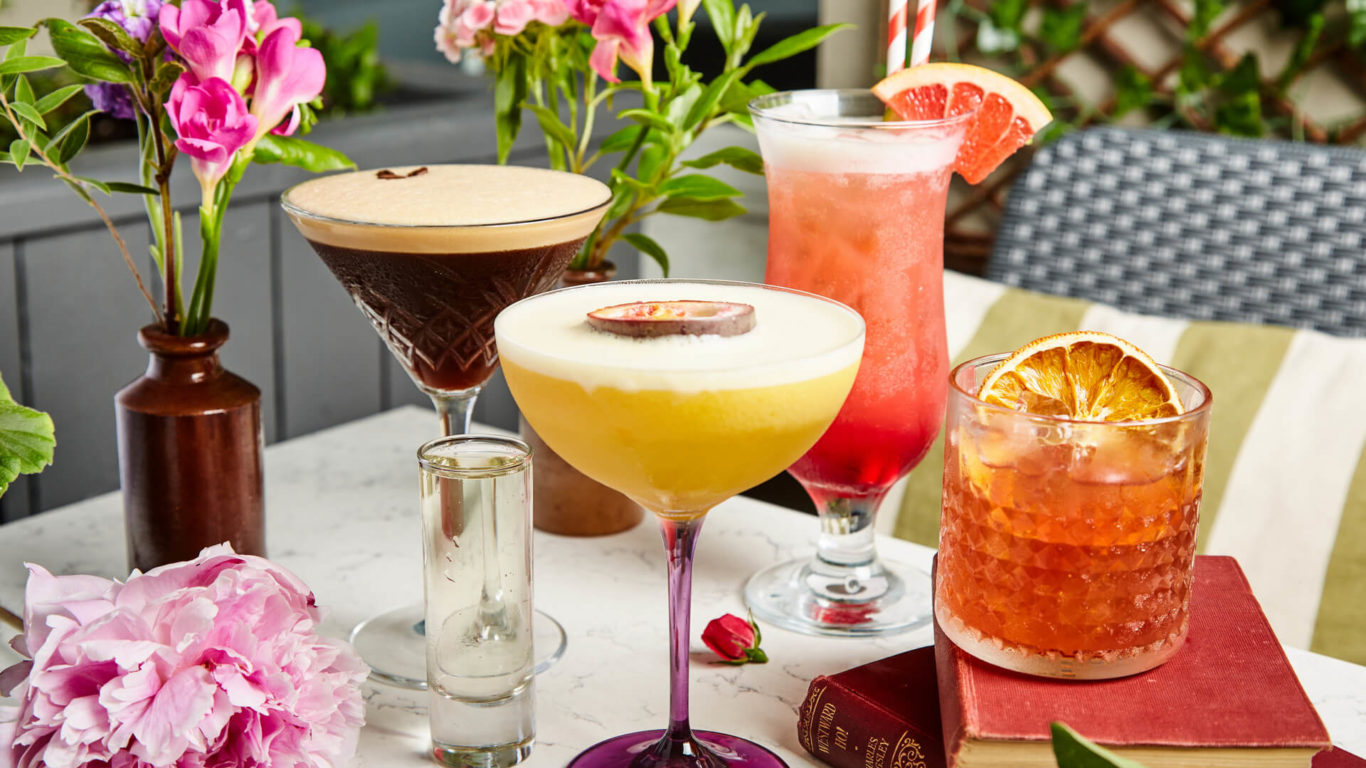 ALFIES__Terrace Dining __Selection of cocktails l