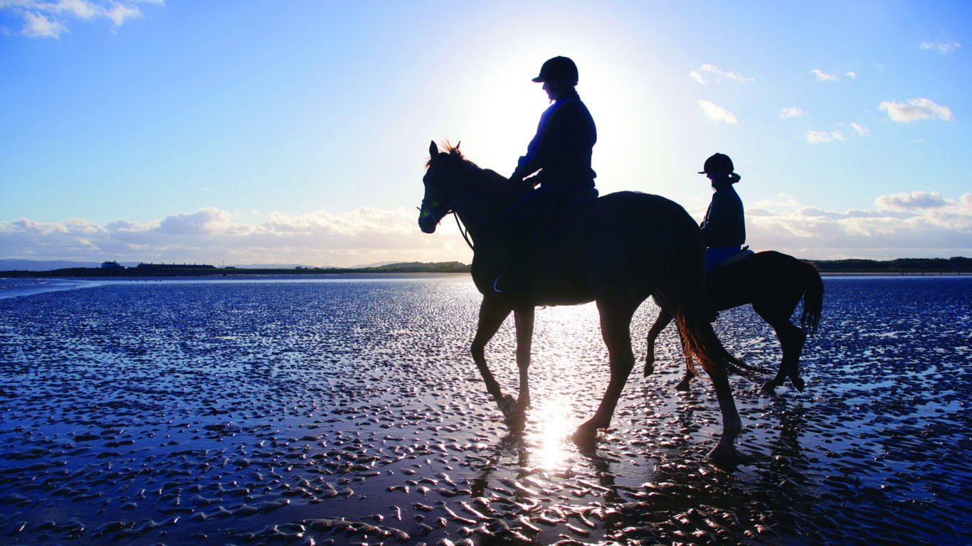 EXPLORE__Horse Riding __Murlough Beach and Mourne Mountains master 2